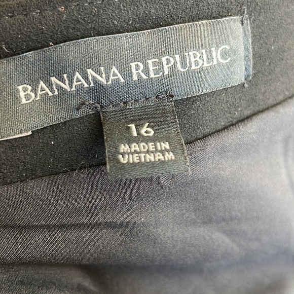 Banana republic suede skirt with pockets - Picture 4 of 10